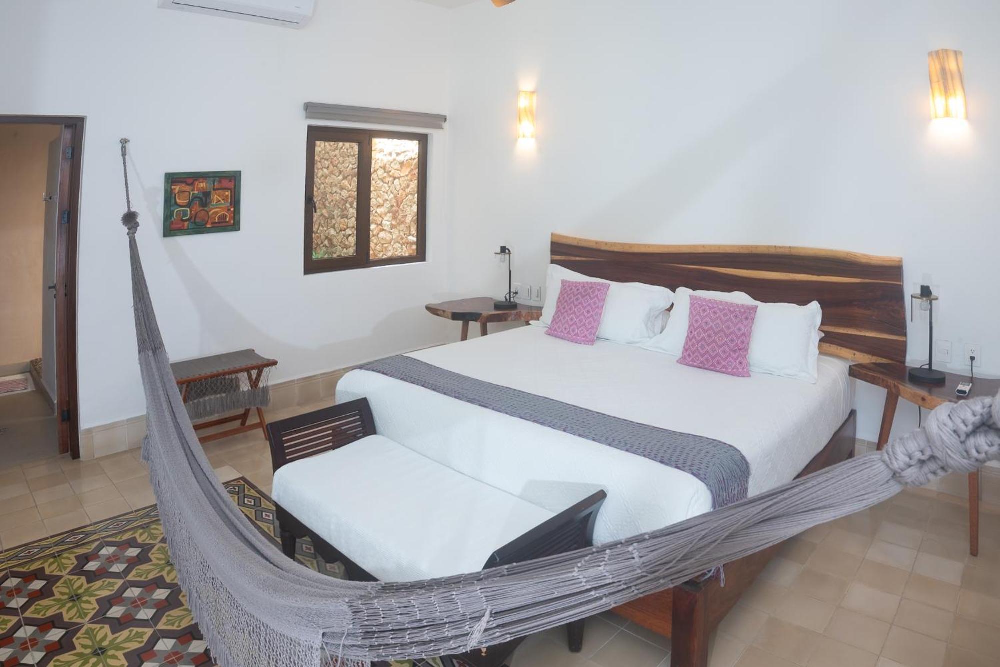 ואיאדוליד Hotel Posada San Juan מראה חיצוני תמונה